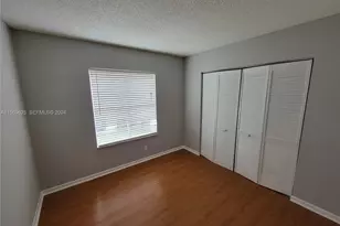 928 Falling Water Rd, Weston, FL 33326 - Photo 17