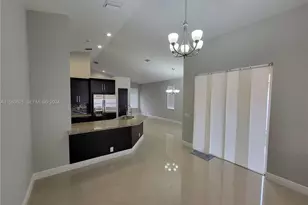 928 Falling Water Rd, Weston, FL 33326 - Photo 3