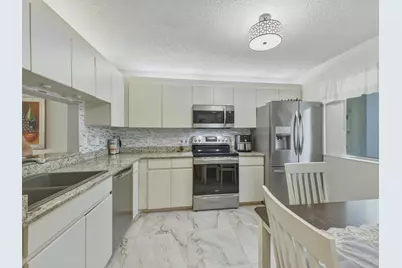 6698 N 10th Avenue N #116, Lake Worth, FL 33467 - Photo 7