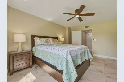 6698 N 10th Avenue N #116, Lake Worth, FL 33467 - Photo 11