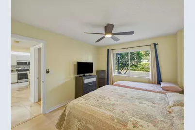 6698 N 10th Avenue N #116, Lake Worth, FL 33467 - Photo 17