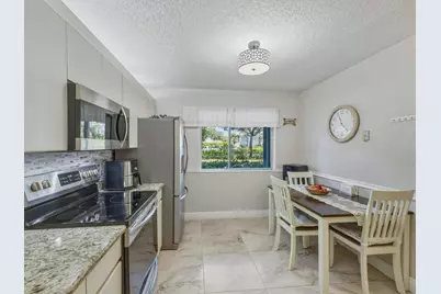 6698 N 10th Avenue N #116, Lake Worth, FL 33467 - Photo 9