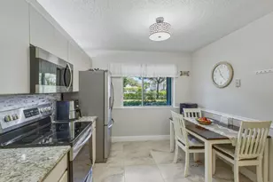 6698 N 10th Ave N, Lake Worth, FL 33467 - Photo 9