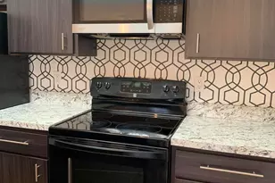 1283 SW 46th Ave, Pompano Beach, FL 33069 - Photo 13