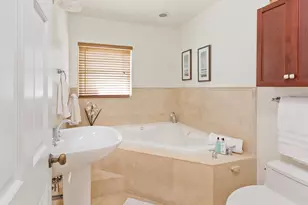 2003 Bay Dr, Pompano Beach, FL 33062 - Photo 25