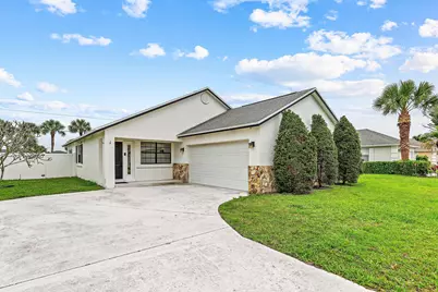 125 Raintree Trail, Jupiter, FL 33458 - Photo 1
