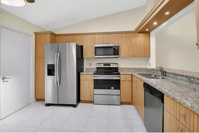 10938 Roebelini Palm Court #B, Boynton Beach, FL 33437 - Photo 3