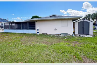 317 SE Verada Avenue, Port Saint Lucie, FL 34983 - Photo 13