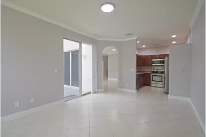 13243 NW 8th Street, Pembroke Pines, FL 33028 - Photo 5