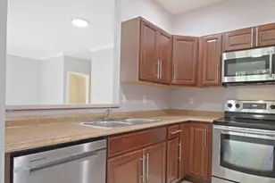 13243 NW 8th St, Pembroke Pines, FL 33028 - Photo 19