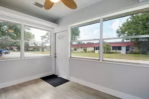 714 Nantucket Cir, Lake Worth, FL 33467 - Photo 5