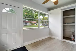 714 Nantucket Cir, Lake Worth, FL 33467 - Photo 7