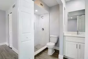 714 Nantucket Cir, Lake Worth, FL 33467 - Photo 19