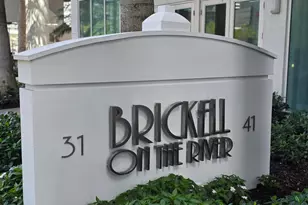 41 SE 5th St, Miami, FL 33131 - Photo 23