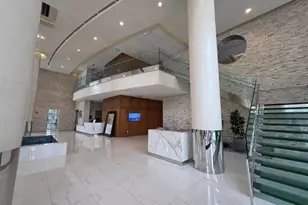 41 SE 5th St, Miami, FL 33131 - Photo 21