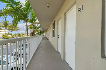 2565 S Ocean Boulevard #208, Palm Beach, FL 33480 - Photo 1
