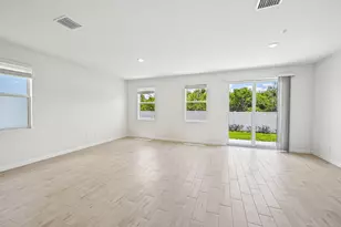 602 Salisbury Cir, Fort Pierce, FL 34982 - Photo 13