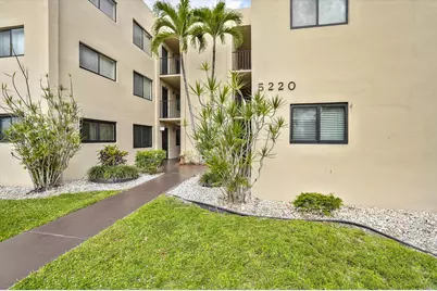 5220 Las Verdes Circle #321, Delray Beach, FL 33484 - Photo 25