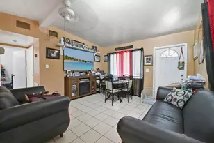 291 Tulip Tree Dr, Lantana, FL 33462 - Photo 7