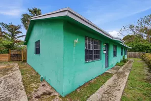 4901 Spruce Ave, West Palm Beach, FL 33407 - Photo 5