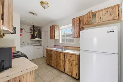 4901 Spruce Avenue, West Palm Beach, FL 33407 - Photo 11