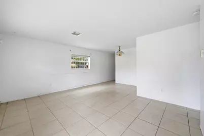 4901 Spruce Avenue, West Palm Beach, FL 33407 - Photo 13