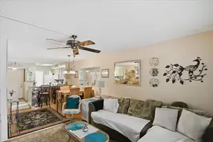 2220 N Cypress Bend Dr, Pompano Beach, FL 33069 - Photo 9