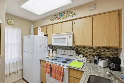 2220 N Cypress Bend Drive #410, Pompano Beach, FL 33069 - Photo 5