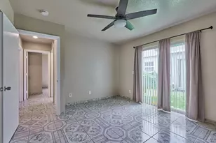 556 E Ridge Cir Circle N, Boynton Beach, FL 33435 - Photo 33