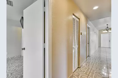 556 E Ridge Cir Circle N, Boynton Beach, FL 33435 - Photo 19