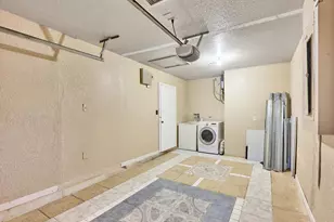 556 E Ridge Cir Circle N, Boynton Beach, FL 33435 - Photo 19