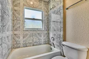 556 E Ridge Cir Circle N, Boynton Beach, FL 33435 - Photo 31