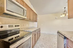 556 E Ridge Cir Circle N, Boynton Beach, FL 33435 - Photo 15