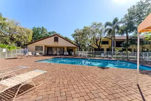 10527 NW 10th St, Plantation, FL 33322 - Photo 17