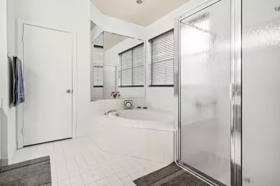 1030 Fairfax Circle W, Boynton Beach, FL 33436 - Photo 29