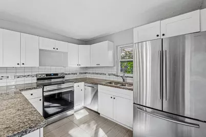 7536 E Courtyard Run E, Boca Raton, FL 33433 - Photo 11