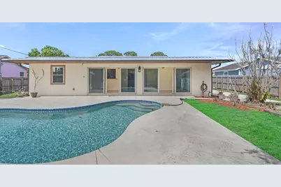 542 NW La Brea Avenue, Port Saint Lucie, FL 34983 - Photo 25