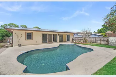 542 NW La Brea Avenue, Port Saint Lucie, FL 34983 - Photo 3