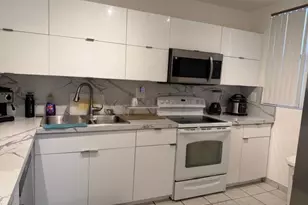 8409 Forest Hills Dr, Coral Springs, FL 33065 - Photo 3