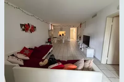 8409 Forest Hills Drive, Coral Springs, FL 33065 - Photo 29