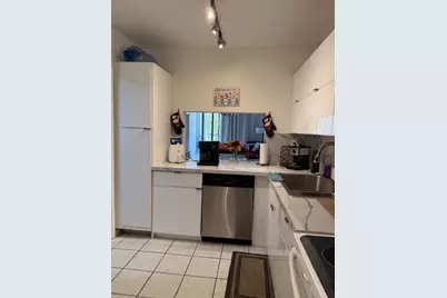 8409 Forest Hills Drive, Coral Springs, FL 33065 - Photo 5