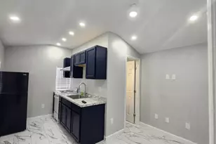 649 NW Fairhaven Dr, Port Saint Lucie, FL 34983 - Photo 5