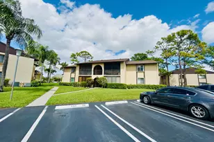 408 Pine Glen Ln, Greenacres, FL 33463 - Photo 23