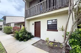 1226 N Haverhill Rd, Haverhill, FL 33417 - Photo 17