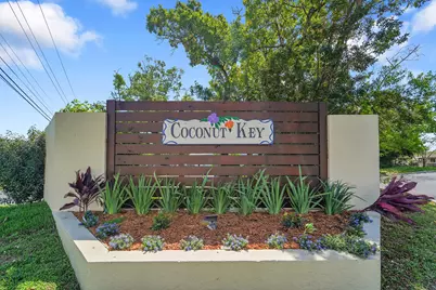 100 E Hemingway Circle, Margate, FL 33063 - Photo 17