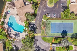 100 E Hemingway Cir, Margate, FL 33063 - Photo 19