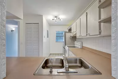 9470 Poinciana Place #308, Davie, FL 33324 - Photo 13