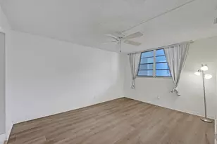 9470 Poinciana Pl, Davie, FL 33324 - Photo 35