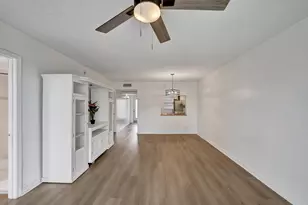 9470 Poinciana Pl, Davie, FL 33324 - Photo 25