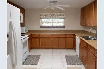 5808 NW 84th Terrace, Tamarac, FL 33321 - Photo 3